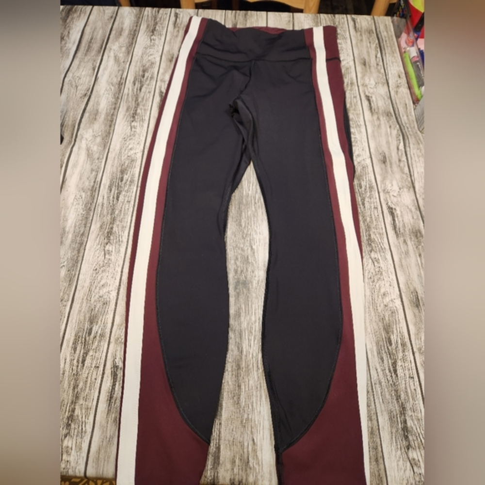 Athleta Crunch 7/8‎ tight